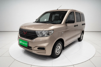 五菱汽车 五菱宏光V 2021款 1.5L劲取版LAR