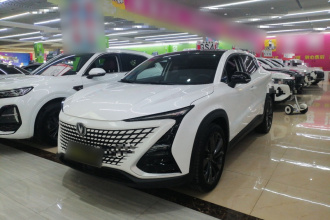 长安UNI-T 2020款 1.5T 尊贵型