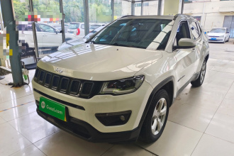 Jeep 指南者 2017款 200T 自动家享版