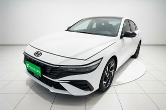 现代 伊兰特 2023款 1.5L CVT LUX尊贵版