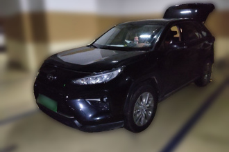丰田 威兰达 2022款 2.0L CVT两驱豪华PLUS版