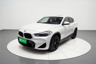 宝马X2 2023款 sDrive25i M越野套装