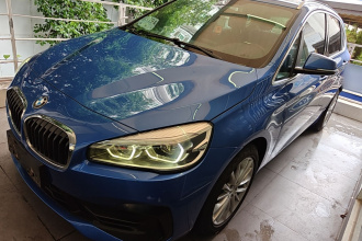 宝马2系旅行车 2019款 218i 领先型