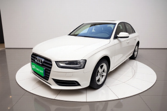 奥迪A4L 2016款 30 TFSI 典藏版 自动舒适型