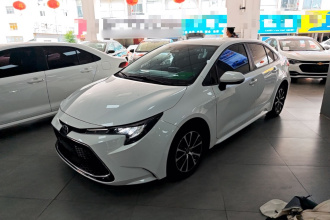 丰田 雷凌 2023款 TNGA 1.5L CVT领先版