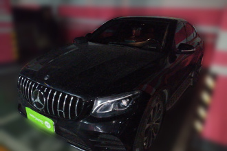 奔驰GLC轿跑 2019款 GLC 260 4MATIC 轿跑SUV