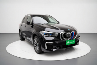 宝马X5 2022款 xDrive 30Li 尊享型M运动套装
