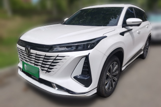 长安CS75 PLUS 2023款 第三代 1.5T 自动尊贵型