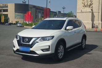 日产 奇骏 2022款 改款 2.0L 两驱智联舒享版