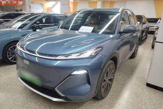 吉利银河 银河星舰7 EM-i 2025款 120km 领航版