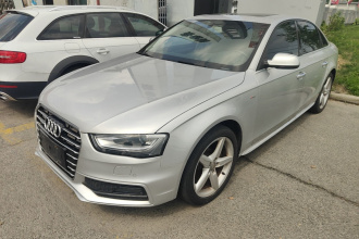 奥迪A4L 2016款 45 TFSI quattro个性运动型