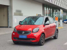 smart forfour 2016款 0.9T 66千瓦先锋版