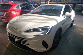 比亚迪 海豹07 DM-i 2025款 DM-i 1.5L 70km 精英型