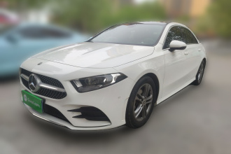 奔驰A级 2020款 改款二 A 180 L 运动轿车