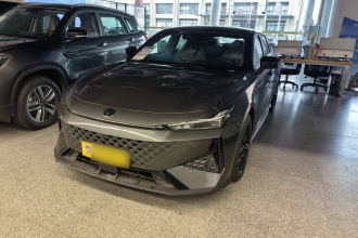长安UNI-V 2024款 1.5T 尊贵型