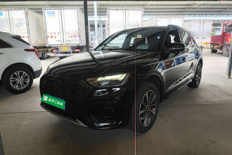 奥迪Q5L 2023款 40T 豪华动感型