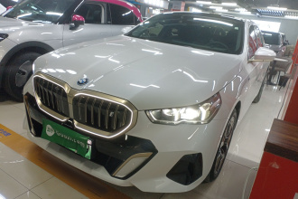 宝马i5 2024款 eDrive 35L M运动套装
