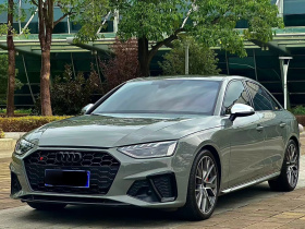 奥迪S4 2022款 S4 3.0TFSI