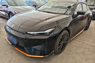 长安UNI-V 2024款 1.5T 尊贵运动型