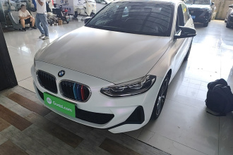 宝马1系 2021款 改款 120i M运动版