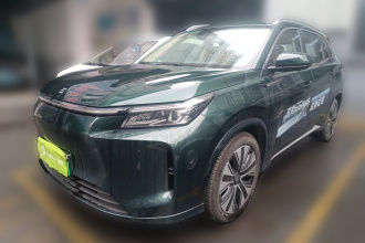 蓝电E5 PLUS 2025款 120km 标准旅行定制版 7座