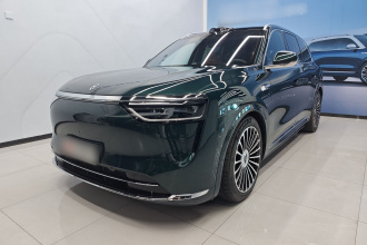 AITO 问界 问界M8 2025款 增程 Ultra版 53.4kWh 6座版 (192线激光雷达）
