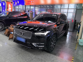 沃尔沃XC90 2020款 改款 T6 智逸豪华版 7座