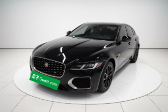 捷豹XFL 2023款 XFL 2.0T P250 两驱精英运动鎏金版