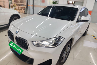 宝马X2 2022款 sDrive25i M运动套装