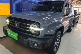 坦克300 2023款 城市版 2.0T 很有型