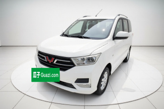 五菱汽车 五菱宏光 2018款 1.5L S舒适型L2B