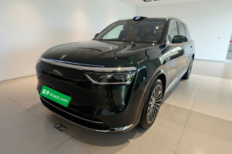 鸿蒙智行 问界M8 2025款 增程 Ultra版 53.4kWh 6座版 (192线激光雷达）