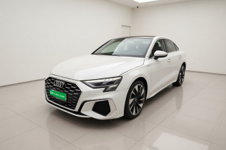 奥迪A3 2024款 A3L Limousine 35 TFSI 时尚运动型