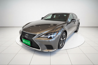雷克萨斯LS 2021款 500h 卓越版