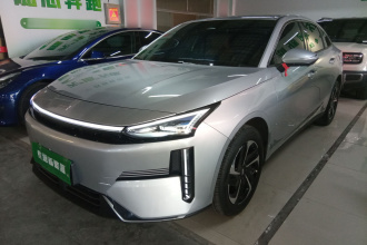 吉利银河 银河L6 2025款 EM-i 140km 探索+版