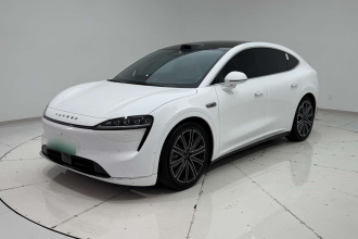 鸿蒙智行 智界R7 2025款 增程 251km Max