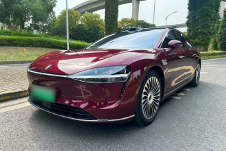享界S9T 2025款 纯电 四驱Ultra (896线激光雷达）