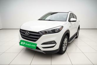 现代 途胜 2015款 1.6T 双离合两驱智能型