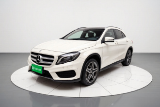 奔驰GLA 2015款 GLA 260 4MATIC 运动型
