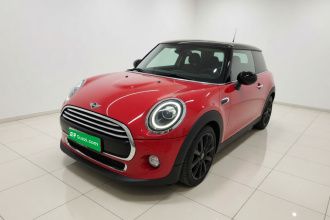 MINI 2019款 1.5T COOPER 艺术家