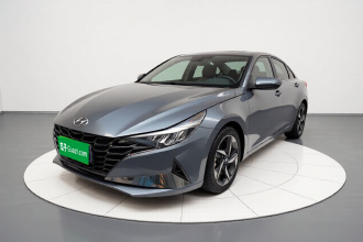 现代 伊兰特 2022款 1.5L CVT LUX尊贵版