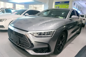 比亚迪 汉 2024款 DM-i 荣耀版 121KM 尊贵型