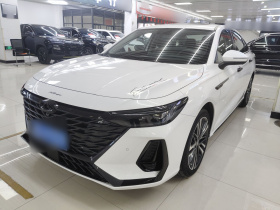 奇瑞 艾瑞泽8 2023款 高能版 2.0T DCT驰