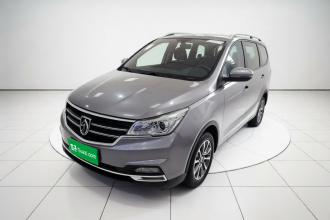 宝骏730 2019款 1.5L 手动时尚型 7座 国VI