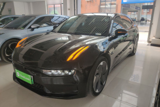 极氪001 2022款 长续航双电机 WE版