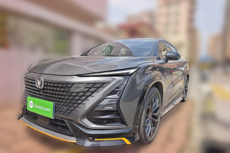 长安UNI-T 2022款 1.5T 运动版 旗舰型