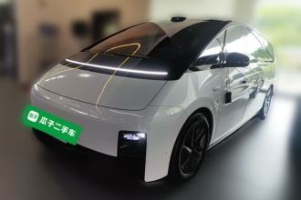 理想汽车 理想MEGA 2025款 Home 家庭特别版