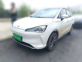 哪吒汽车 哪吒AYA 2023款 401 Lite