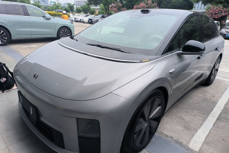 理想汽车 理想i6 2025款 四驱标准版