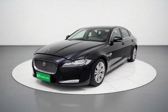 捷豹XFL 2018款 XFL 2.0T 250PS 豪华版